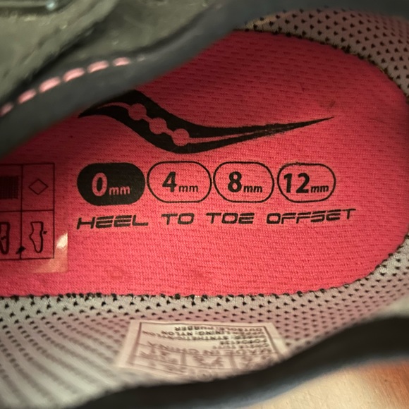 SAUCONY HATTORI Minimalist Running Shoes, size W9.5 (fits like W8.5/9) - Picture 5 of 6